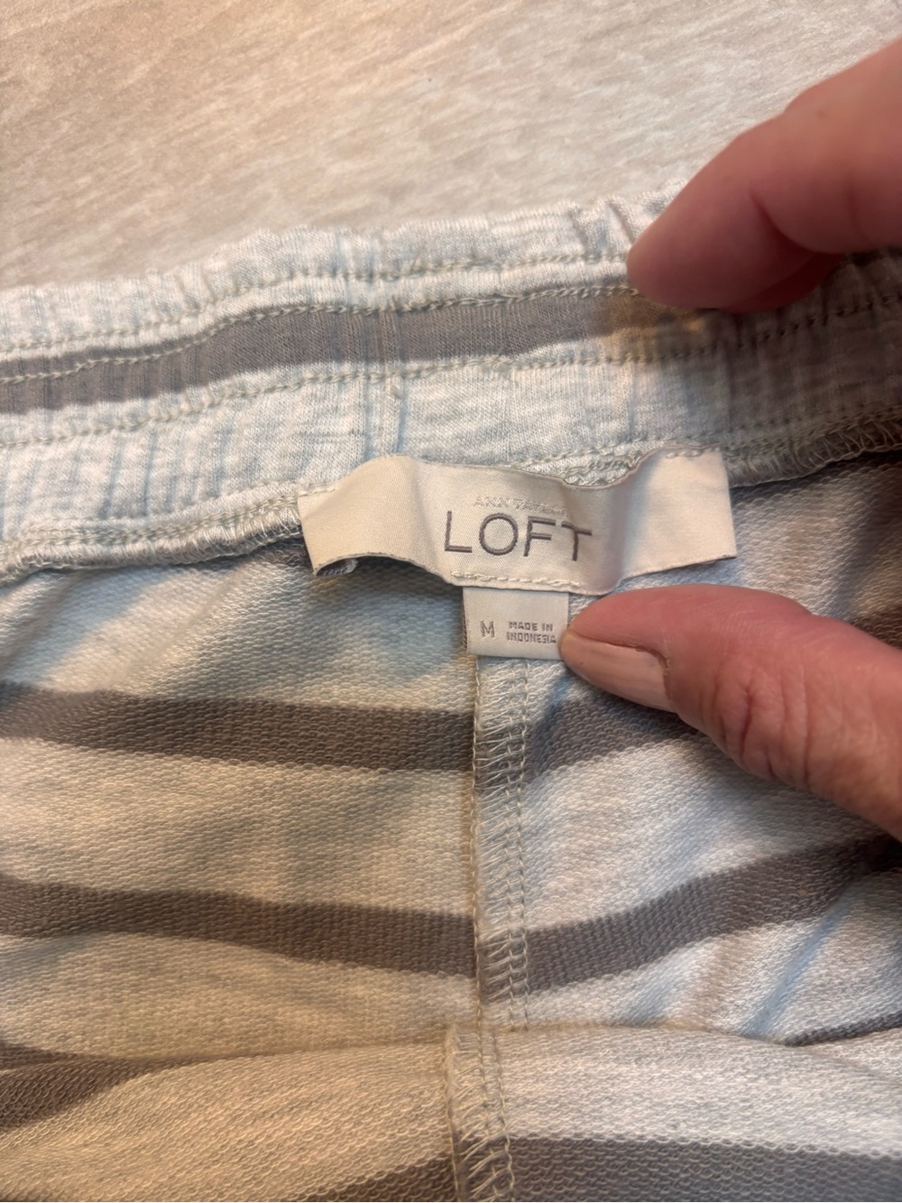 ✨ Gap Tank + Loft Shorts Bundle Set | Size Medium | Super Soft | EUC ✨ - Picture 3 of 9